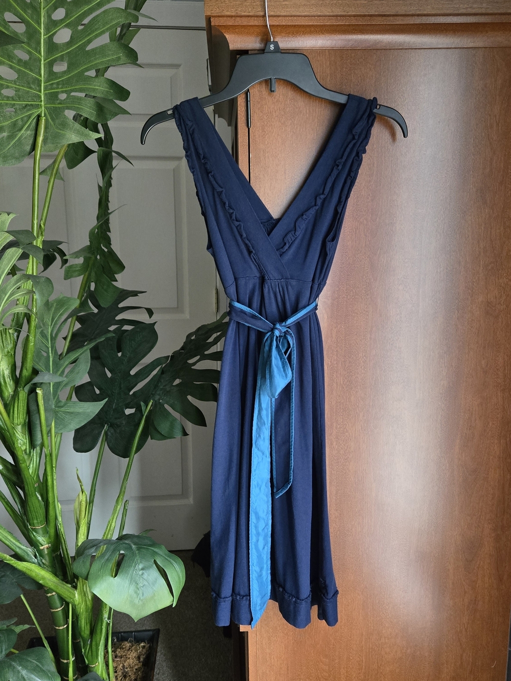 American Eagle Outfitters Navy Dress with Blur And Teal Waist Sash